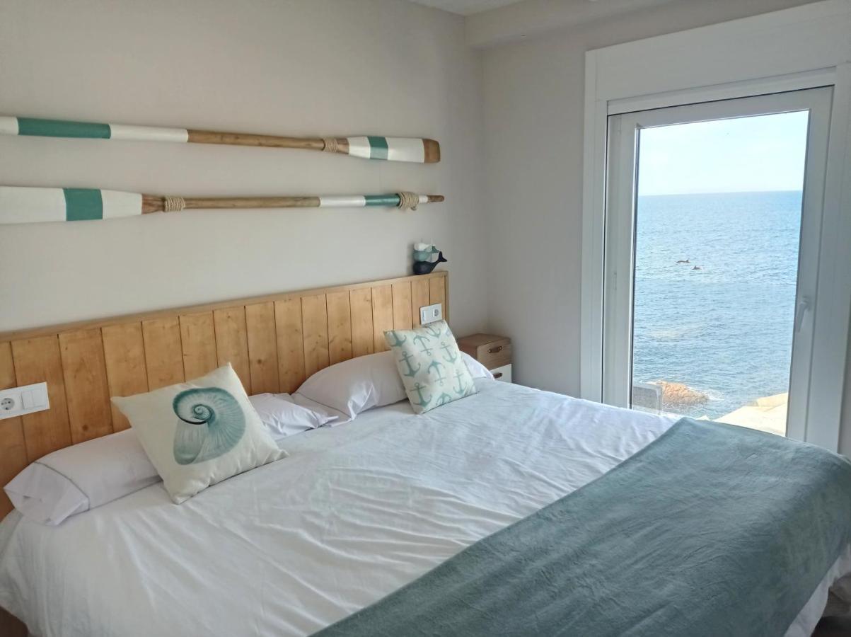 Vila Marina. Casa Marinera Con Terraza Sobre El Mar En Caion Cayón Exterior foto